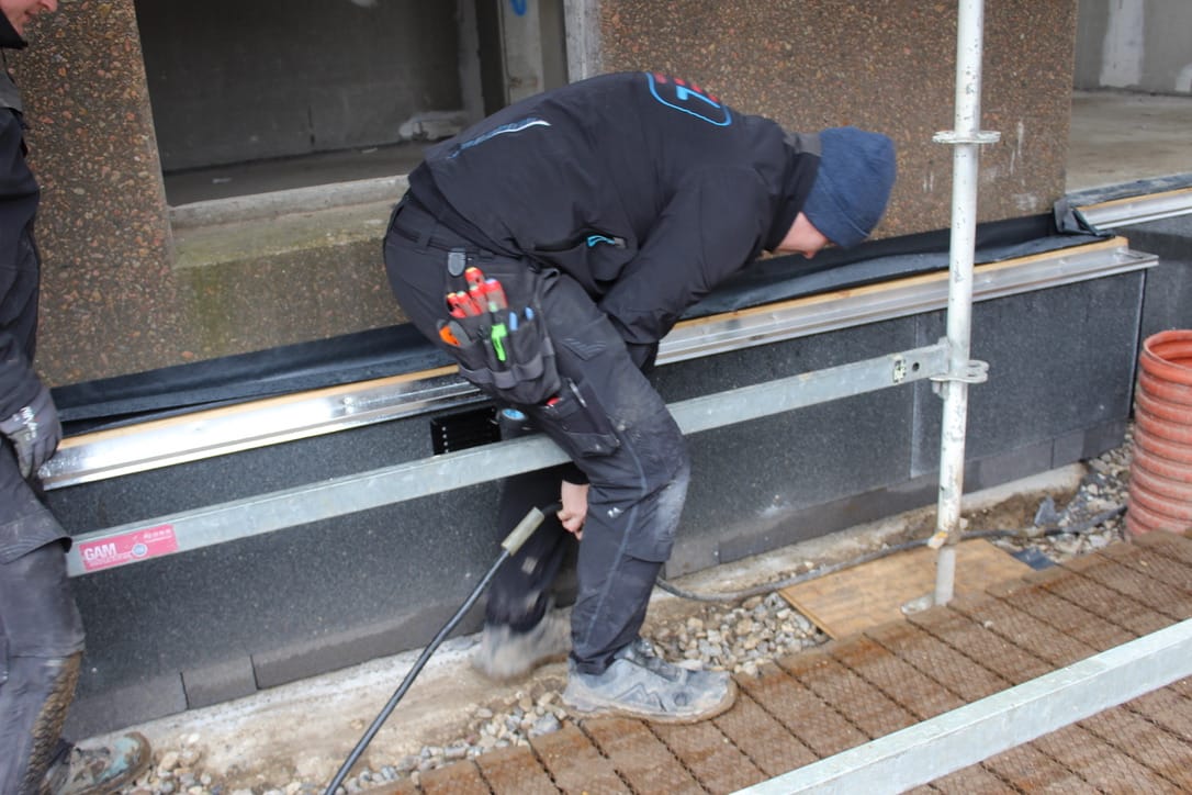 9E651155-068F-4A5C-9DCB-80C34D56031C_1_105_c Kjærs el-installation udfører eltavle arbejde